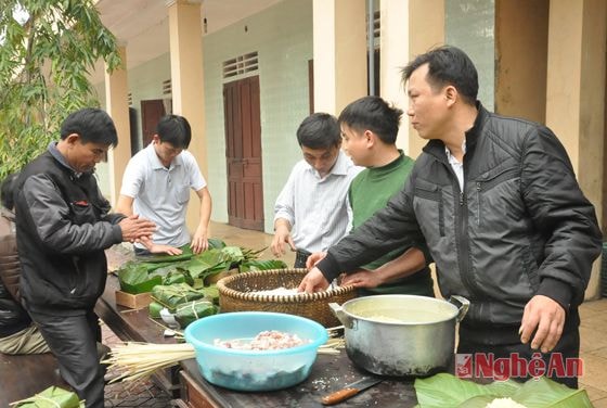 Bánh chưng dành cho các thương binh có đầy đủ hương vị cổ truyền