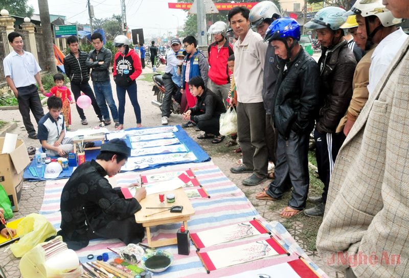 Ông đồ cho chữ ngày Tết