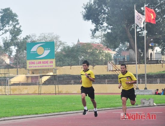 Ngoài sân, các trọng tài Nghệ An được tham gia bắt các giải V.League và Hạng nhất quốc gia là