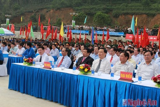 Các đại biểu tham dự lễ phát động