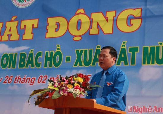 Đồng chí Nguyễn Phi Long - Bí thư trung ương Đoàn phát biểu tại buổi lễ