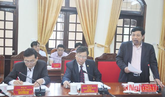 Đồng chí Nguyễn Xuân Đường- Chủ tịch UBND tỉnh phát biểu
