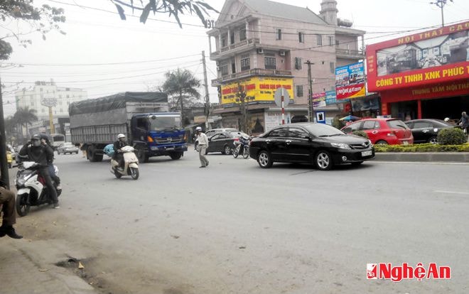 Hiện trường vụ tai nạn trên đường Nguyễn Trãi.