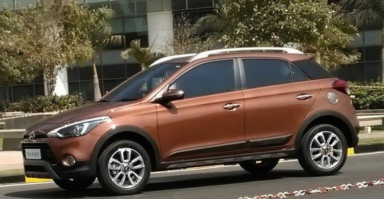 Hyundai i20 Active được chạy thử.