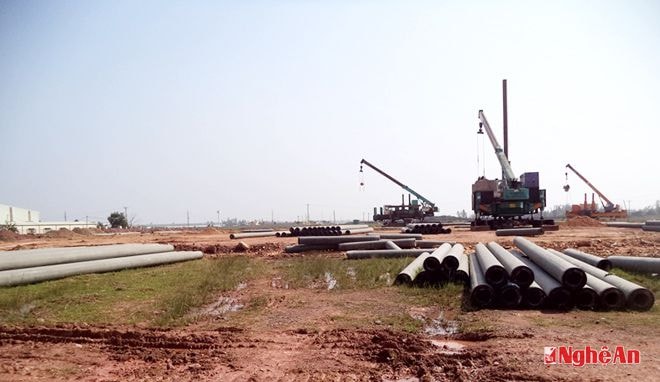 Thi công dự án Trung tâm công nghiệp thực phẩm Massan  miền Bắc tại Nghệ An. Ảnh: T.L