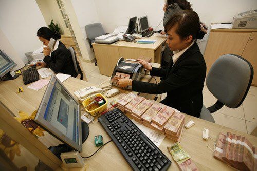 Các nhà băng lại vào đợt giảm lãi suất mới. Ảnh minh họa