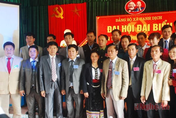 Ra mắt BCH Đảng bộ khóa XI