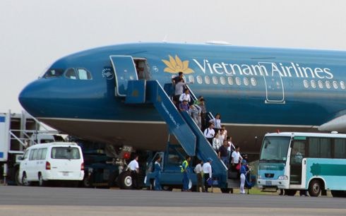  Vietnam Airlines bị phạt 15 triệu đồng do chậm thông tin tới hành khách trong trường hợp chuyến bay thay đổi giờ khởi hành.