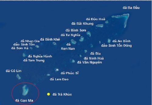 Không ảnh của NASA chụp cụm Sinh Tồn, trong đó có đảo Gạc Ma thuộc Trường Sa của Việt Nam (khoanh đỏ).