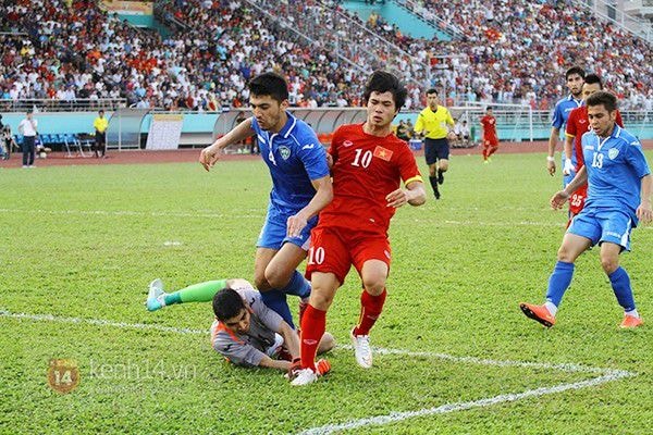 Pha bóng trong trận U23 Việt Nam - U23 Uzbekistan. Ảnh Internet