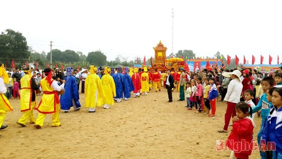 Lễ rước trong Lễ hội Đền Thượng năm 2015. Ảnh: Hồ Ngọc Quý