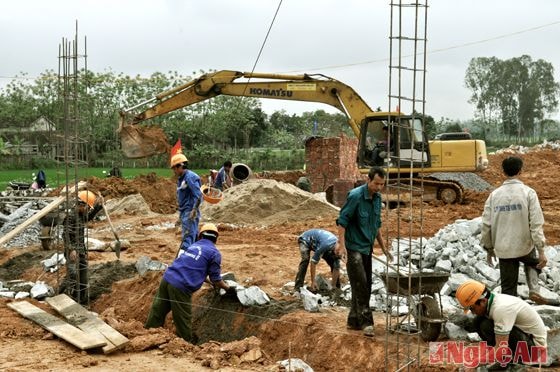 Xây dựng nhà máy may xuất khẩu tại xã Thanh Tiên (Thanh Chương).