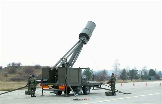 Trong khuôn khổ hợp đồng đặt mua 4 hệ thống radar thụ động phát hiện máy bay tàng hình VERA-E từ Cộng hòa Séc hồi năm 2011, năm 2014 Việt Nam đã tiếp nhận 01 hệ thống VERA-E cuối cùng (3 hệ thống VERA-E đầu tiên đã được tiếp nhận trước năm 2014), đồng thời hoàn thiện hợp đồng này với phía đối tác.