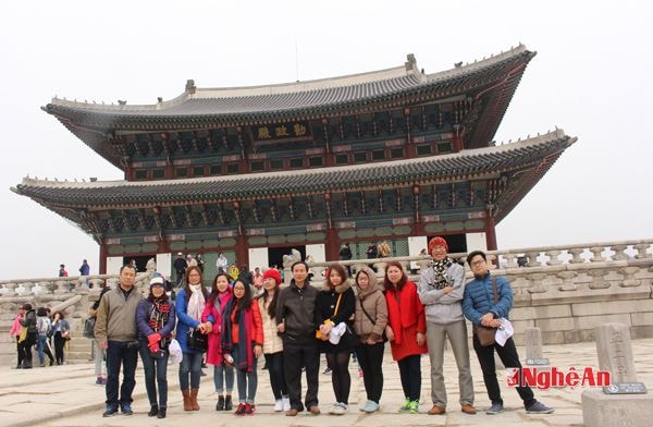 Cố cung Gyeongbok luôn là nơi du khách lưu lại kỷ niệm mỗi lần ghé thăm Seoul