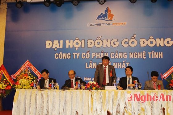 Ông Lê Doãn Long - Chủ tọa đại hội điều hành đại hội