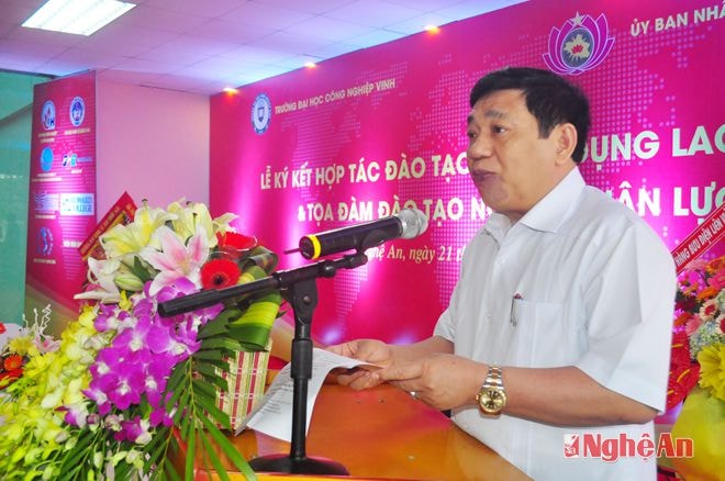Dong chi Ho Xuan Duong phat bieu