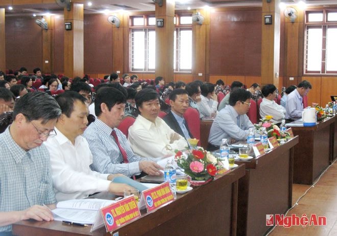  Đại biểu từ 7 trường Đại học sư phạm trên cả nước tham dự hội nghị 