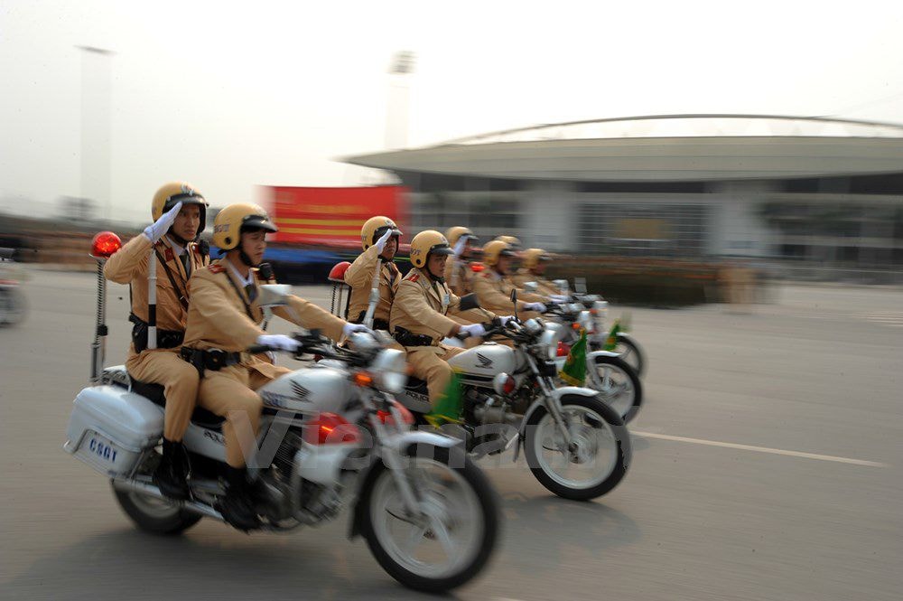 Ngày 22/3, Công an Hà Nội làm lễ ra quân bảo vệ Đại hội đồng liên minh Nghị viện Thế giới (IPU 132) diễn ra ngày 28/3 - 1/4 và các sự kiện quan trọng năm 2015. (Ảnh: Minh Sơn/Vietnam+)