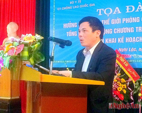 Bác sỹ Đậu Huy Hoàn, Phó Ban chỉ đạo thực hiện chiến lược phòng chống lao tỉnh Nghệ An phát động lời kêu gọi chung tay vì một Việt Nam không còn bệnh Lao