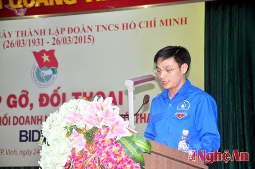 Đồng chí Nguyễn Kiều Hưng- Bí thư đoàn Khối DN khai mạc chương trình