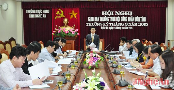 Đồng chí Nguyễn Xuân Sơn chủ trì hội nghị