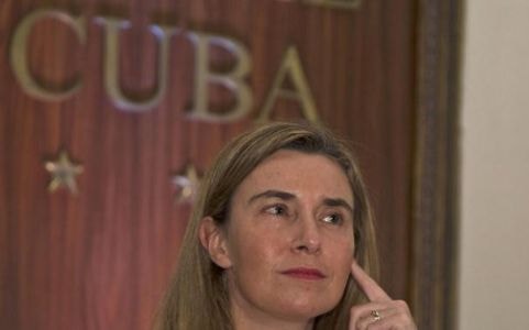  Bà Mogherini tại Cuba (Ảnh AP)