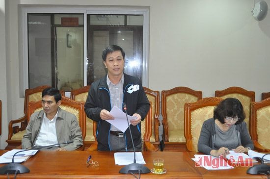 Đại diện Mặt trận Tổ quốc tỉnh Nghệ An phát biêu ý kiến góp ý