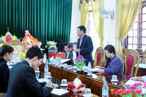 Báo Nghệ An trao đổi công tác phát hành báo Đảng
