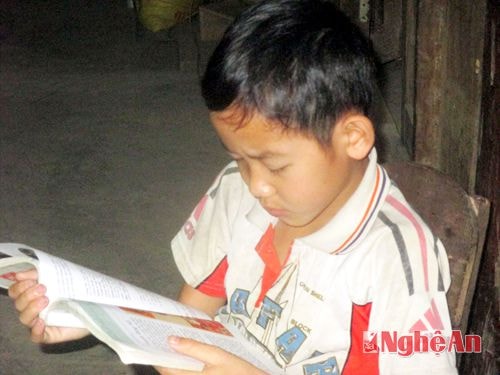  Ôn bài trước khi đi học.