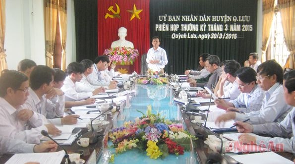 Toàn cảnh phiên họp UBND huyện Quỳnh Lưu.