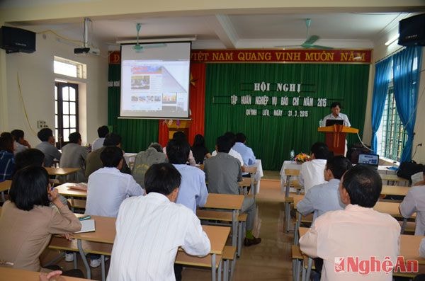 Toàn cảnh Hội nghị tập huấn cộng tác viên tại huyện Quỳnh Lưu
