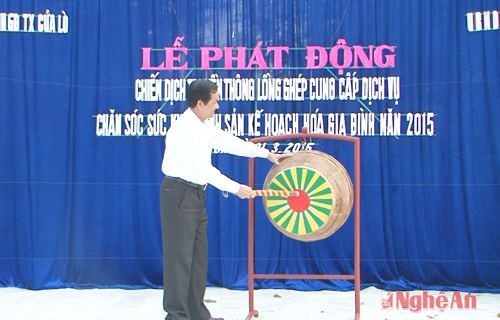 Đánh trống phát động