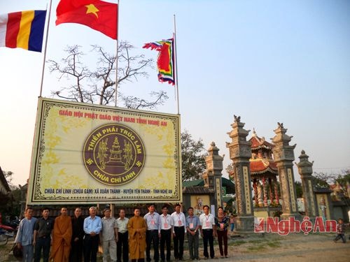  Lễ thượng cờ lễ hội Đền chùa Gám .