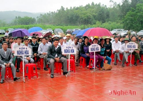 Nhân nhân dân xã Nghĩa Hòa dự lễ phát động