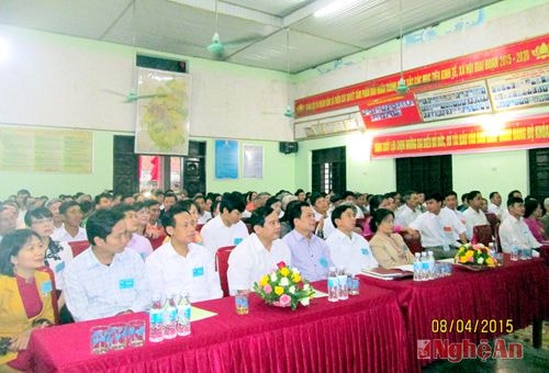  Các đại biểu về dự đại hội