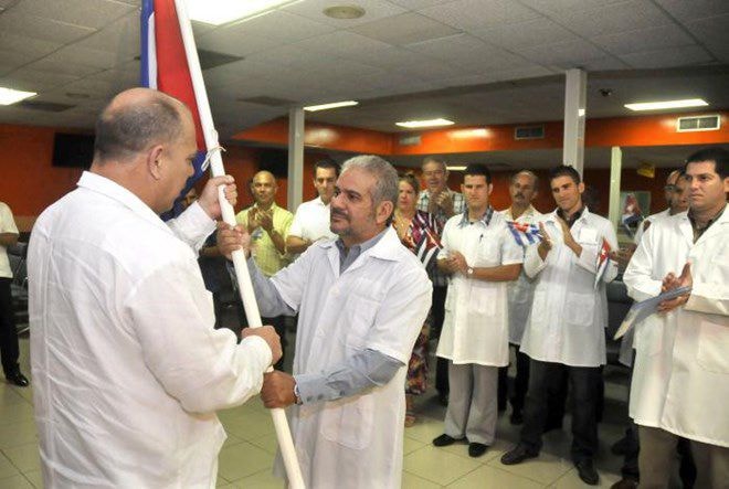 Phái đoàn y bác sỹ Cuba lên đường sang Chile. Nguồn: granma