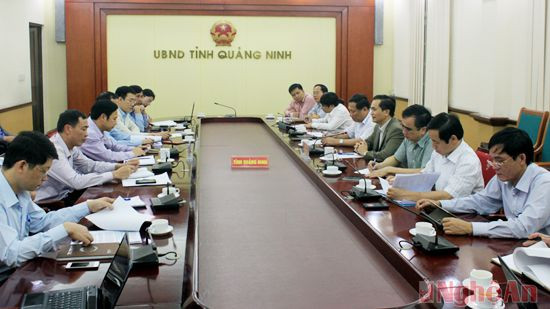 Lãnh đạo 2 tỉnh Nghệ An và Quảng Ninh trao đổi tại UBND tỉnh Quảng Ninh