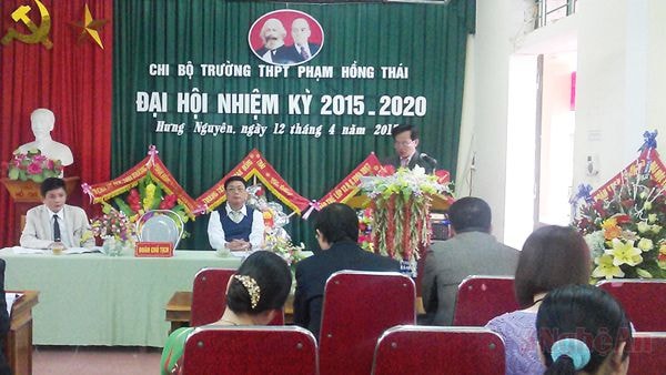 Quang cảnh đại hội