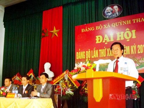 Đồng chí Lê Đức Cường- Tỉnh ủy viên- Bí thư Huyện ủy Quỳnh Lưu phát biểu chỉ đạo tại đại hội