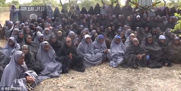 Nữ sinh Nigeria là nạn nhân của nhóm khủng bố Boko Haram trong vụ bắt cóc ngày 14/4/2014 tại Chibok (Đông Bắc Nigeria). Ảnh: Internet