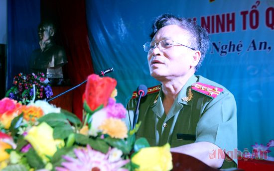  Đại tá Nguyễn Hồng Thái, Giám đốc – Tổng biên tập NXB CAND, trưởng ban thường trực cuộc thi phát biểu khai mạc