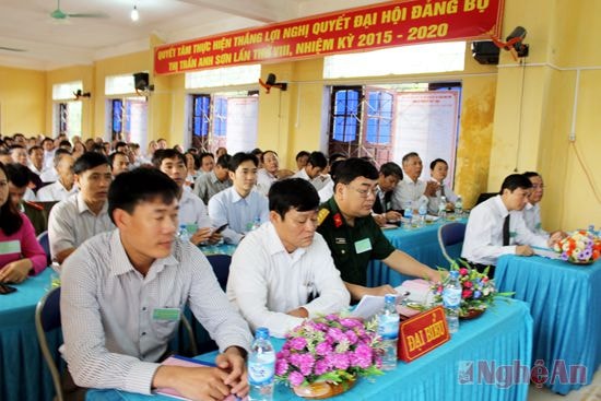 Các đại biểu tham dự đại hội.