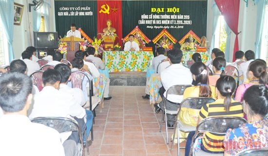  Toàn cảnh Đại hội cổ đông thường niên Công ty CP Gạch ngói và Xây lắp Hưng Nguyên