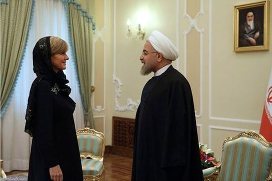 Ngoại trưởng Australia Julie Bishop (trái)  và Tổng thống Iran Hassan Rohani. Ảnh: AP/Uncredited