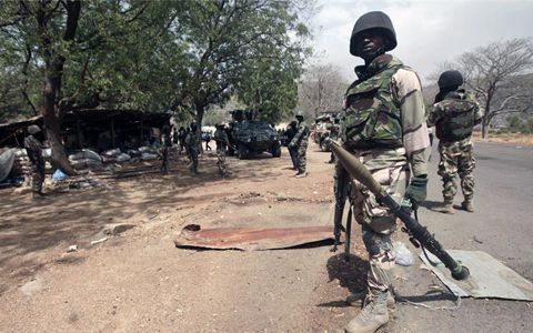 Quân đội 4 nước triển khai ở khu vực rừng Sambisa, nơi Boko Haram đang ẩn nấp. Ảnh: AP