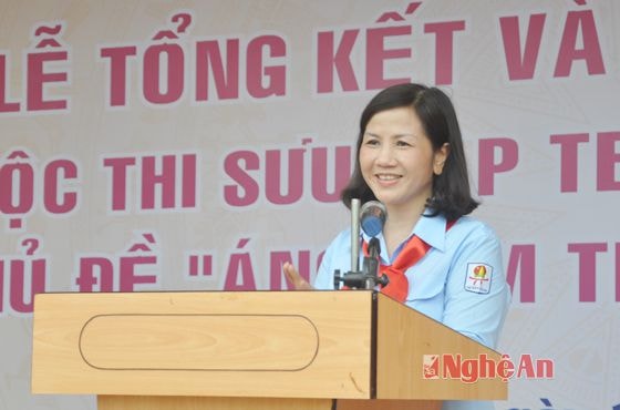 Đồng chí Hoàng Tú Anh- Phó Chủ tịch Hội đồng đội Trung ương phát biểu đánh giá quá trình triển khai cuộ thi