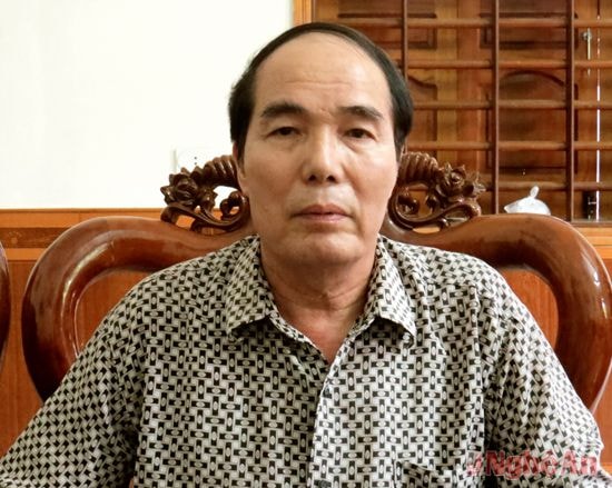 Họa sỹ Hồ Thiết Trinh