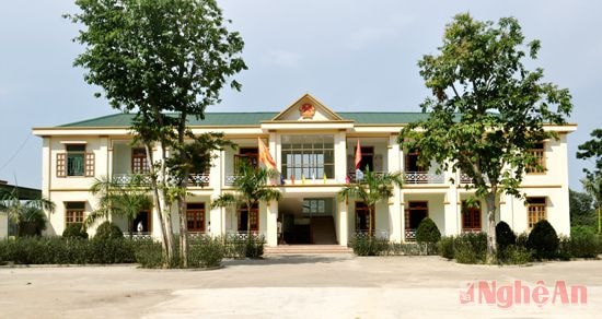 Trụ sở UBND xã Châu Đình.
