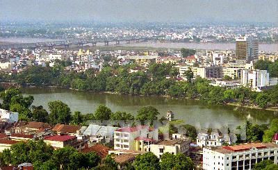 Cây xanh xung quanh hồ Hoàn Kiếm và khu trung tâm Thủ đô Hà Nội. 