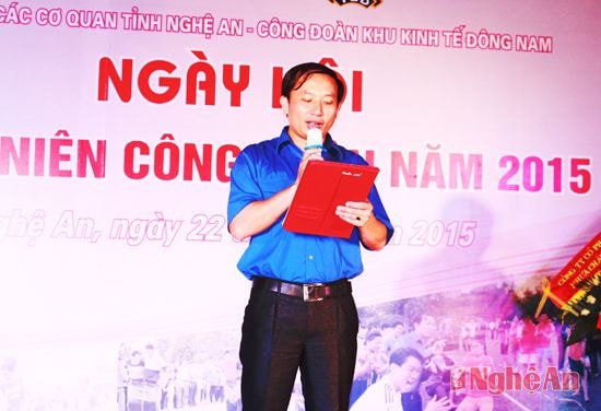 Đồng chí Nguyễn Thanh Hà - Bí thư Đoàn Khối CCQ Tỉnh phát biểu khai mạc ngày hội